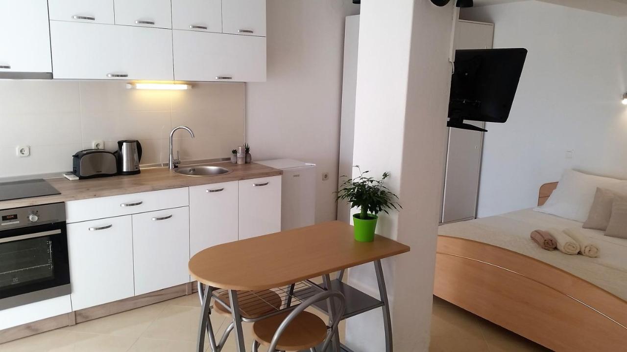 Guesthouse Iva Хвар Экстерьер фото
