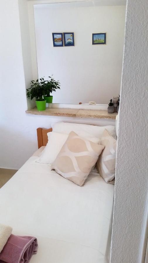 Guesthouse Iva Хвар Экстерьер фото
