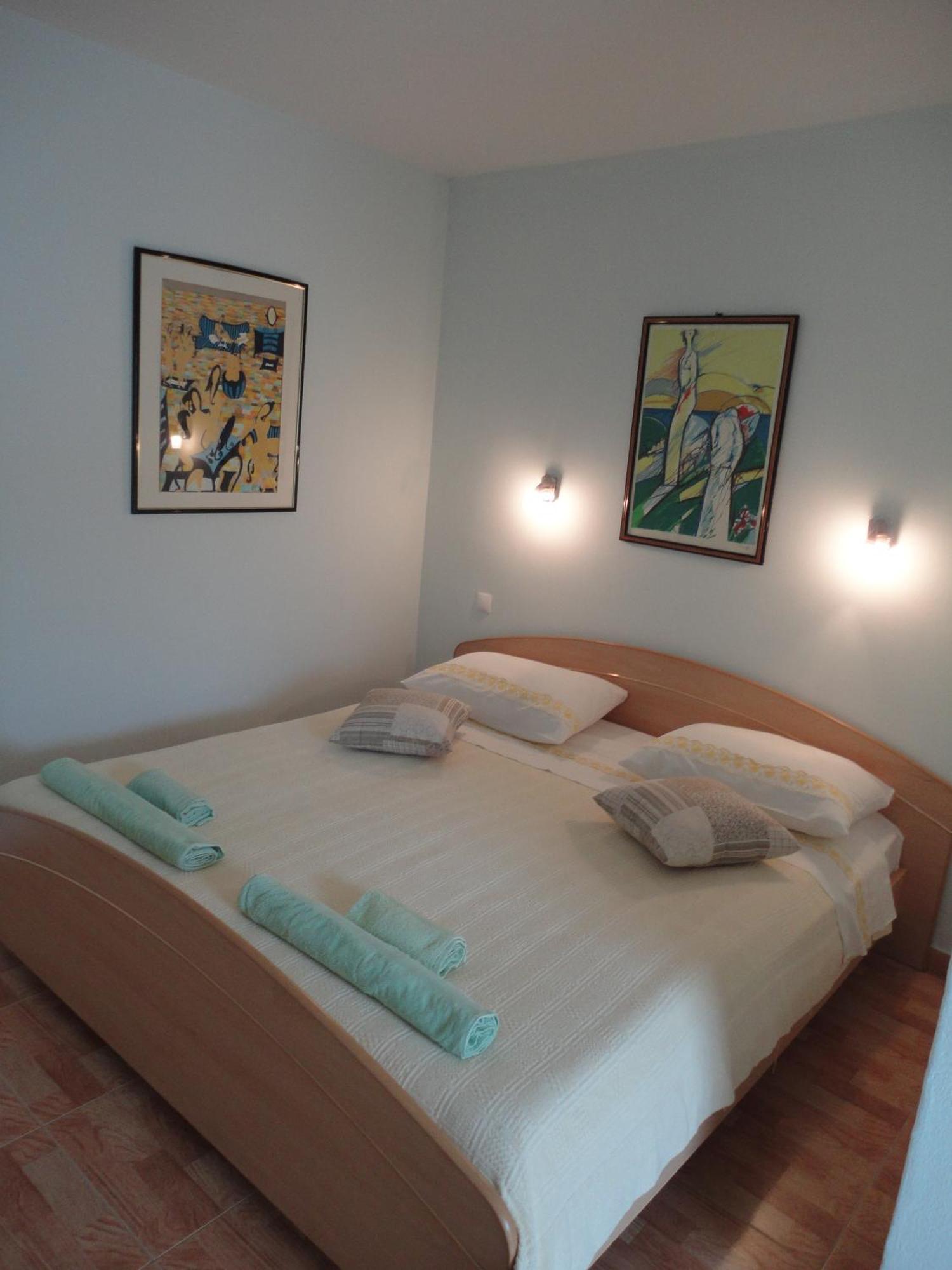Guesthouse Iva Хвар Экстерьер фото