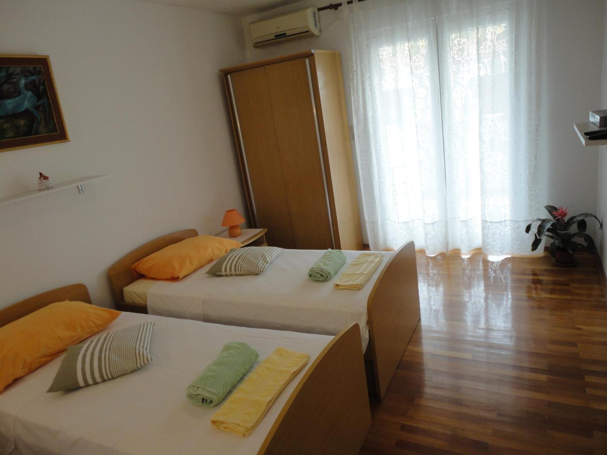 Guesthouse Iva Хвар Экстерьер фото