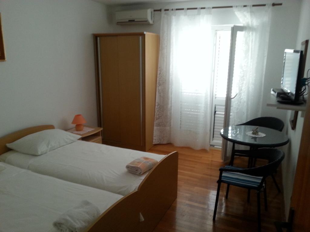 Guesthouse Iva Хвар Номер фото